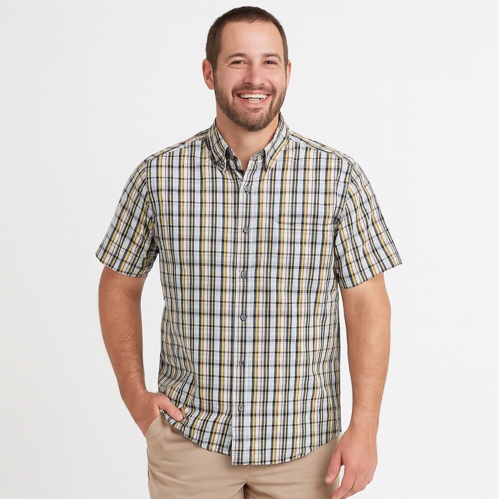 Columbia Red Plaid Button Up Shirt Medium Cotton Short Sleeve Outdoor Casual